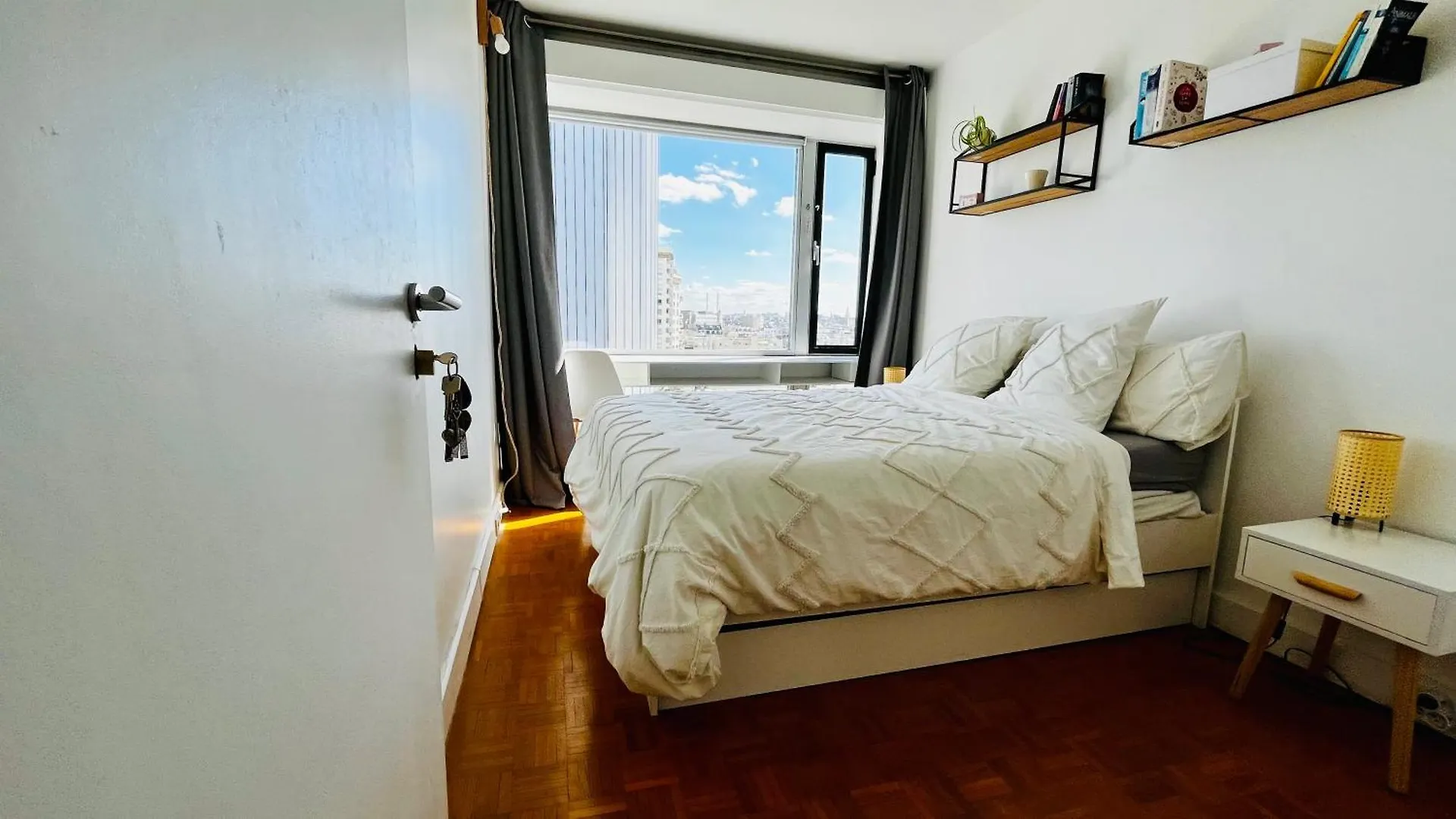 Habitación en casa particular 2 Private Bedrooms, Montparnasse Station París